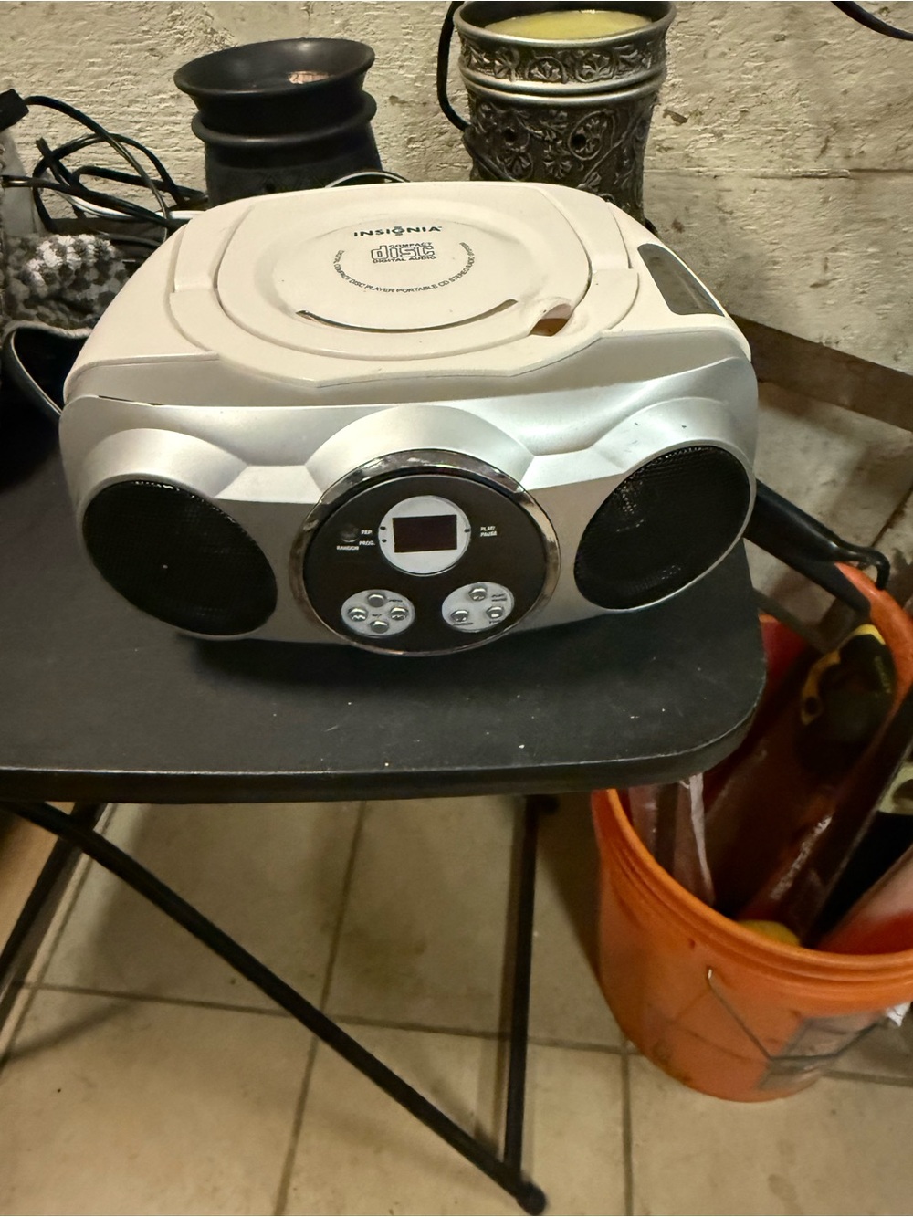 Insignia Silver Portable CD Player with AM/FM Radio